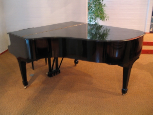 Steinway & Sons Flygel � Sebastian Lindg�rd